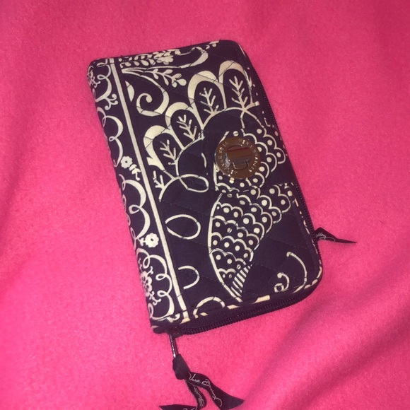 Vera Bradley Handbags - Vera Bradley Wallet